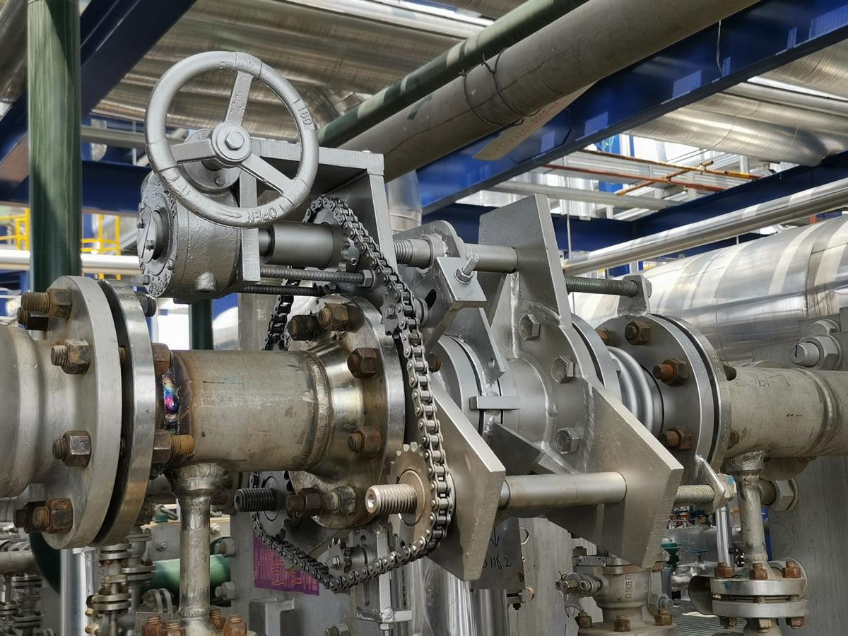 淄博齐翔腾达化工股份有限公司---小型快切盲板